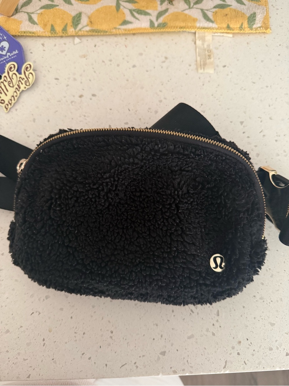 Lululemon Sherpa belt bag